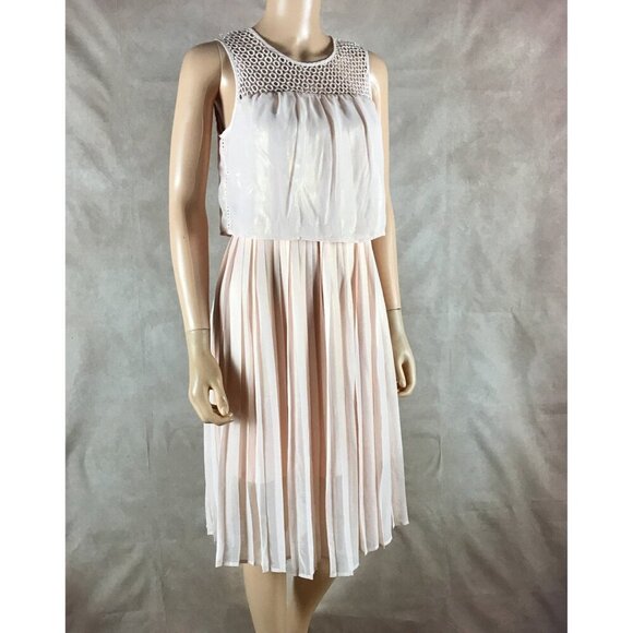 MAISON JULES Crochet-Yoke Pink Shimmer Dress NWT SMALL - Picture 9 of 9